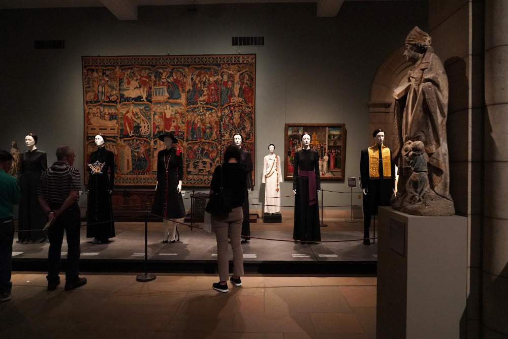 Mostra a quattro voci sulla disuguaglianza femminile