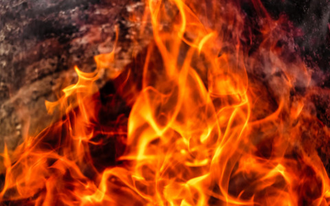 Incendio di un campo a Moretta, pronti i vigili del fuoco