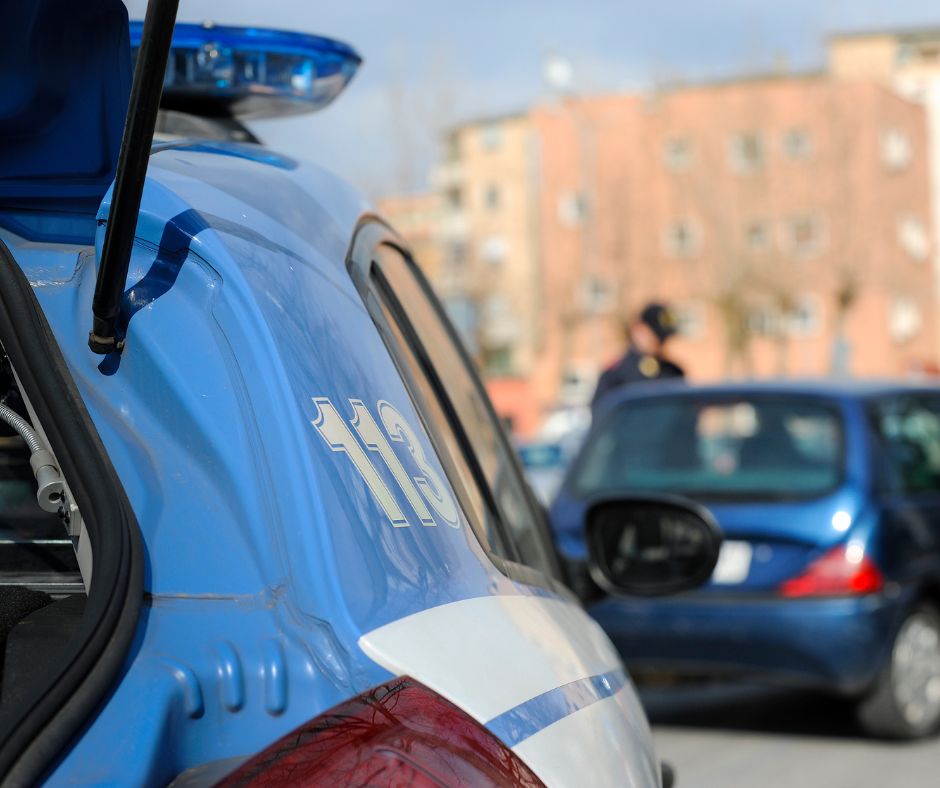 Lite per un cellulare, due uomini in ospedale