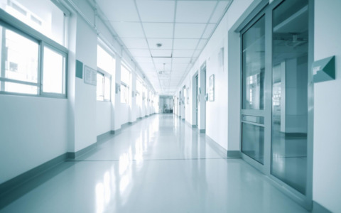 Paziente ringrazia il personale del pronto soccorso