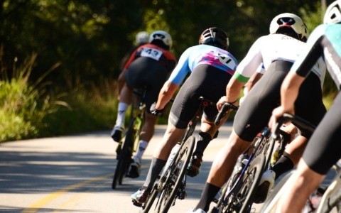 Duemila ciclisti sul Colle dell’Agnello